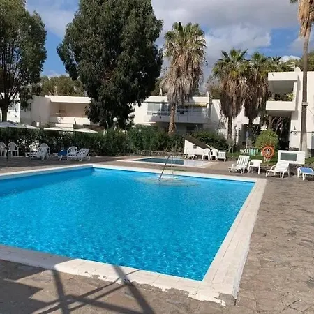 Beautifull_loft_king_size_bed_tenerife_south * Costa del Silencio